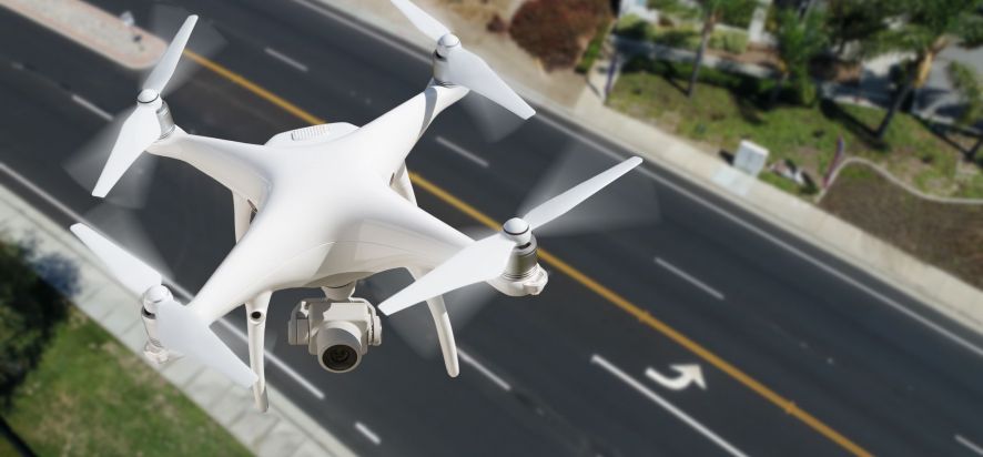Yapay Zekalı Dronlar Trafik Kurallarını Öğrendi!